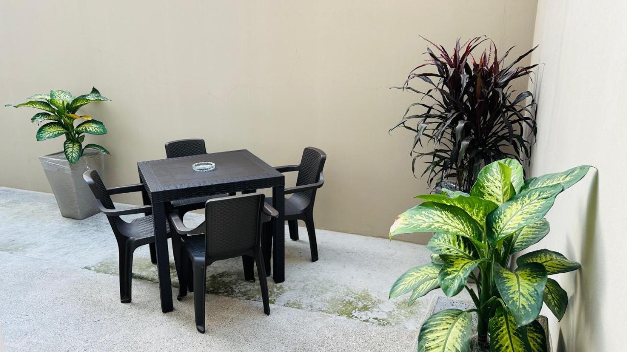 Large 2-Bedroom Apartment, Close To The American Consulate Guayaquil Exterior photo