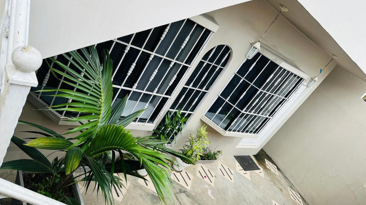 Large 2-Bedroom Apartment, Close To The American Consulate Guayaquil Exterior photo